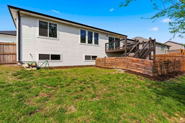 9674 Heather Lane, Manhattan, KS 66502