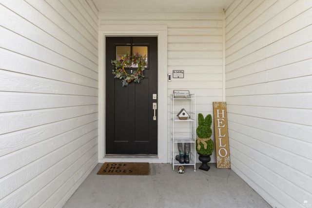 9674 Heather Lane, Manhattan, KS 66502