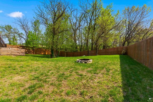 9674 Heather Lane, Manhattan, KS 66502