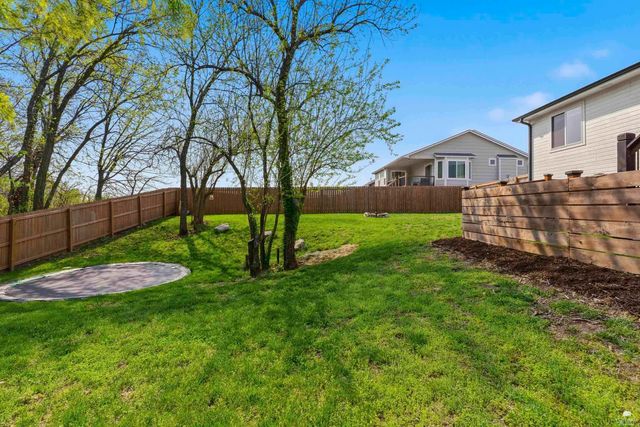 9674 Heather Lane, Manhattan, KS 66502