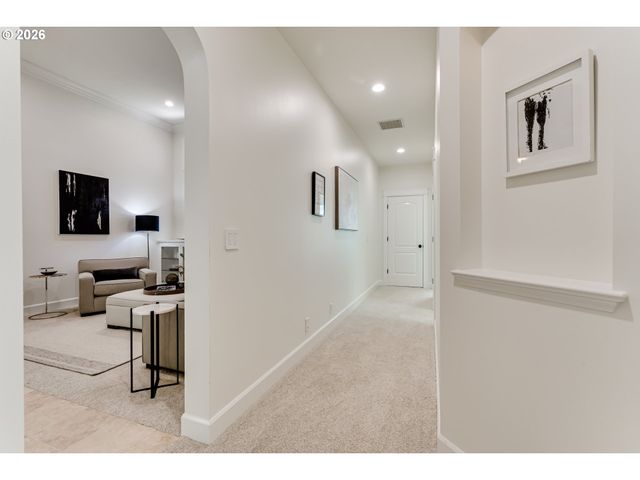 3473 RIVERPLACE Dr, Eugene, OR 97401