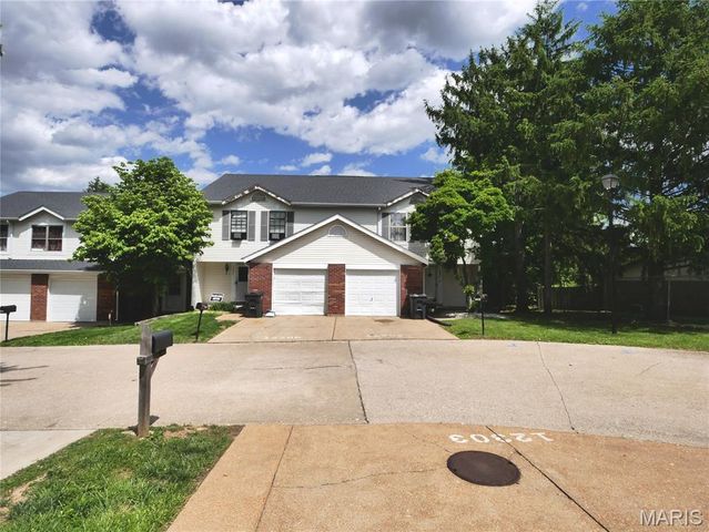 12303 White Cap Lane, Florissant, MO 63033