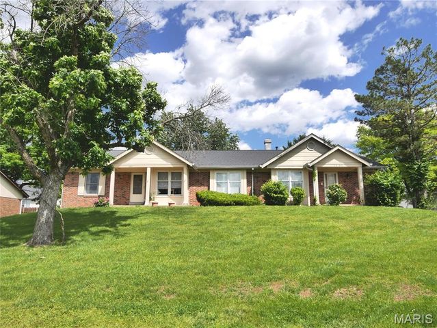 12303 White Cap Lane, Florissant, MO 63033