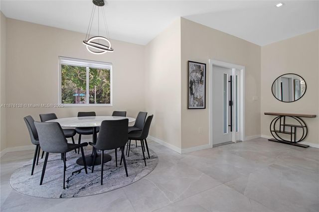 14840 NE 8th Ave, Miami, FL 33161