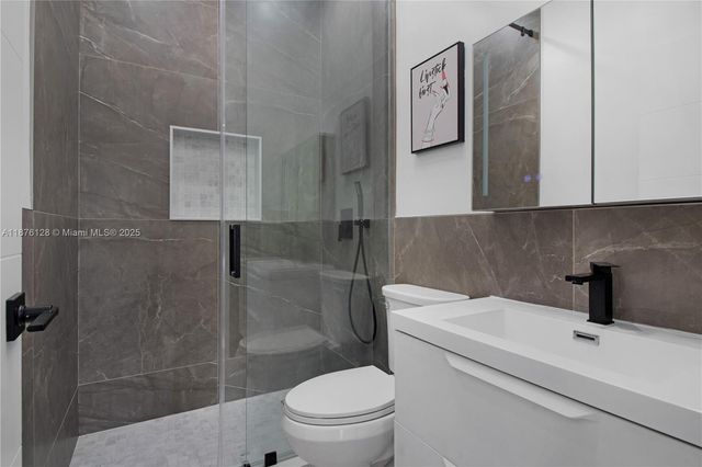 14840 NE 8th Ave, Miami, FL 33161