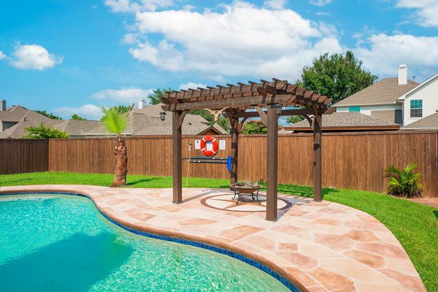 7402 Brookhaven Drive, Rowlett, TX 75089