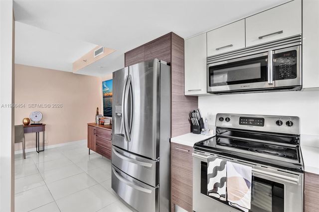 9901 E Bay Harbor Drive 403, Bay Harbor Islands, FL 33154