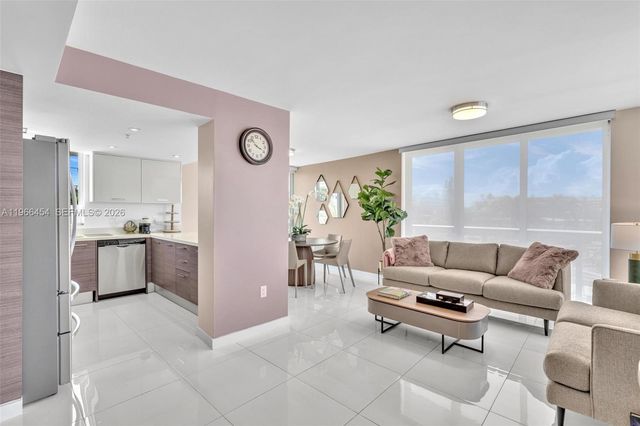 9901 E Bay Harbor Drive 403, Bay Harbor Islands, FL 33154