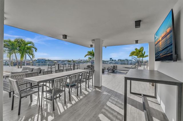 9901 E Bay Harbor Drive 403, Bay Harbor Islands, FL 33154