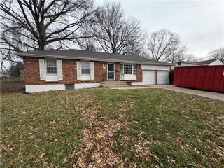 14216 E 37th S Terrace, Independence, MO 64055