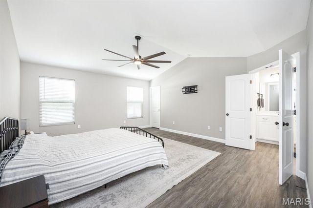 233 Emerald Way, Granite City, IL 62040