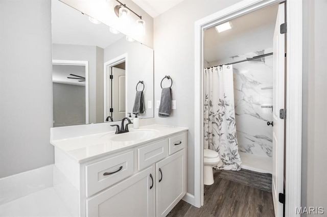 233 Emerald Way, Granite City, IL 62040