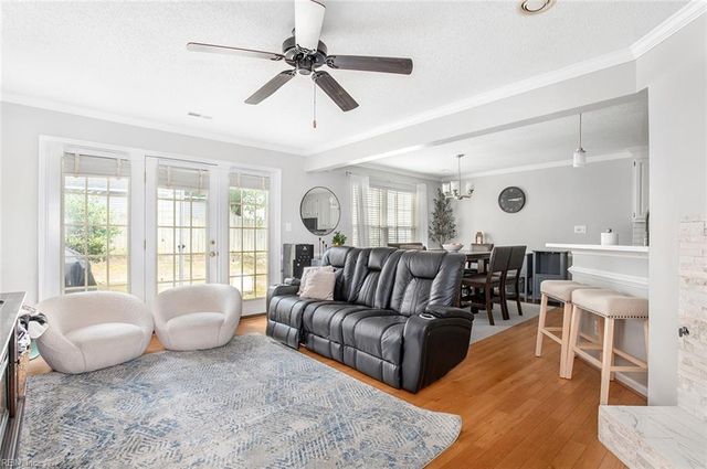 308 Charleston WAY, Newport News, VA 23606