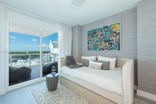3801 Collins Ave 1502, Miami Beach, FL 33140
