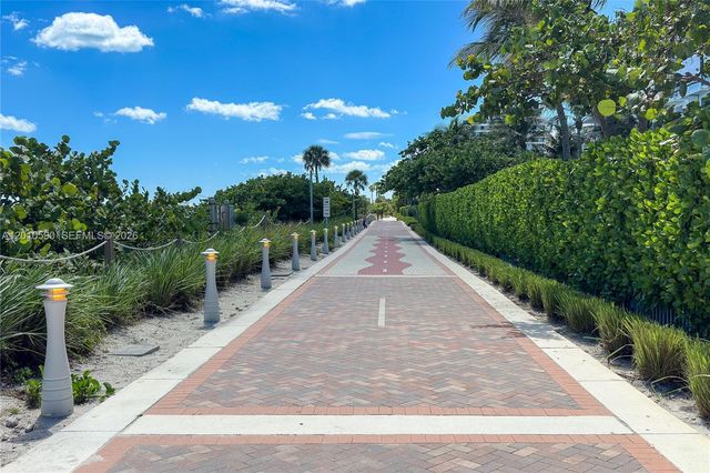 3801 Collins Ave 1502, Miami Beach, FL 33140