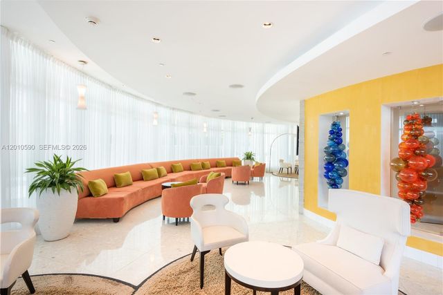 3801 Collins Ave 1502, Miami Beach, FL 33140