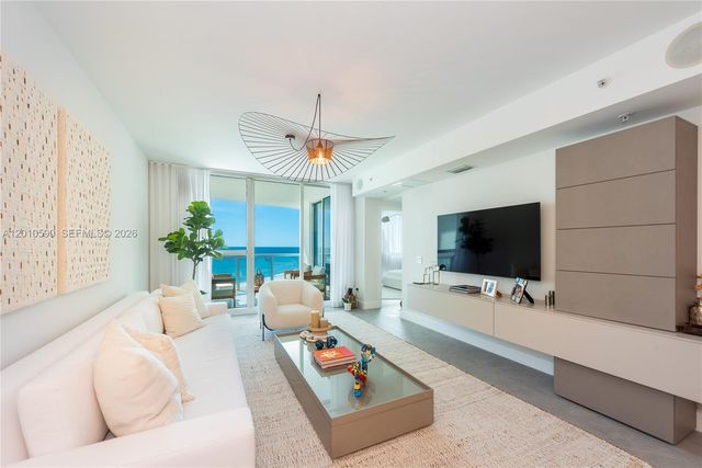 3801 Collins Ave 1502, Miami Beach, FL 33140