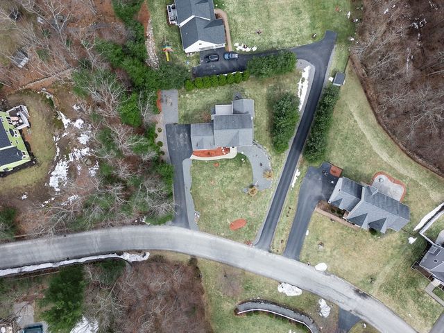 14 Longbrook Dr, Cumberland, RI 02864