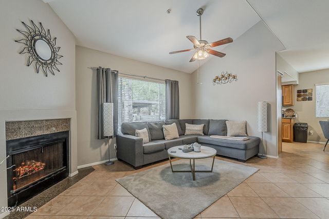 1825 W RAY Road 1063, Chandler, AZ 85224