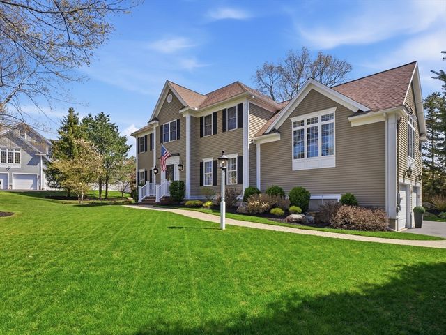 7 Rock O Dundee Rd, Andover, MA 01810