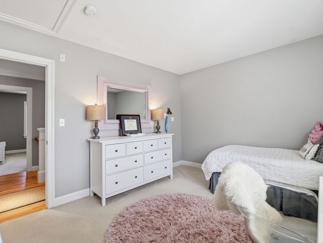 7 Rock O Dundee Rd, Andover, MA 01810