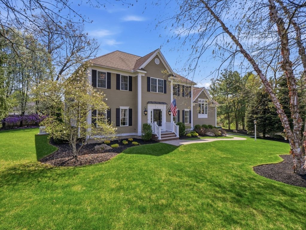 7 Rock O Dundee Rd, Andover, MA 01810