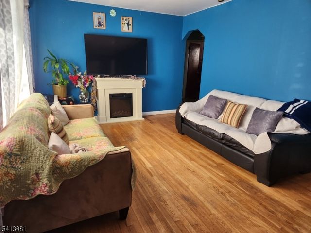 743 Boyd Rd, Paramus Boro, NJ 07652