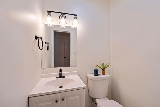 6088 Bernice Street SW, Amanda, OH 43102