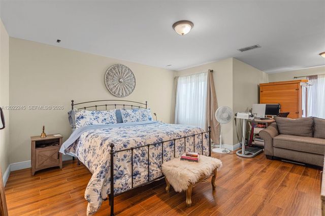 15530 SW 59th St, Miami, FL 33193