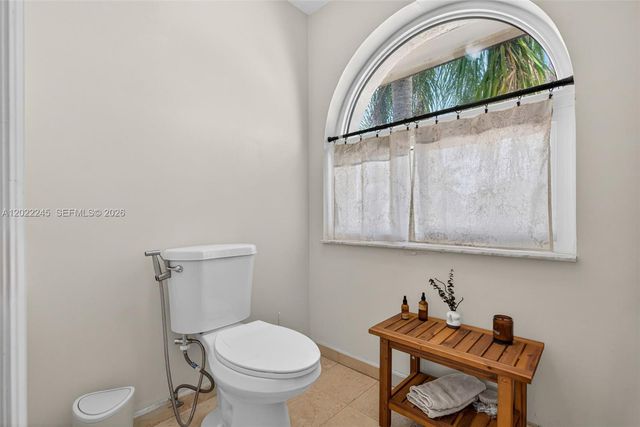 15530 SW 59th St, Miami, FL 33193