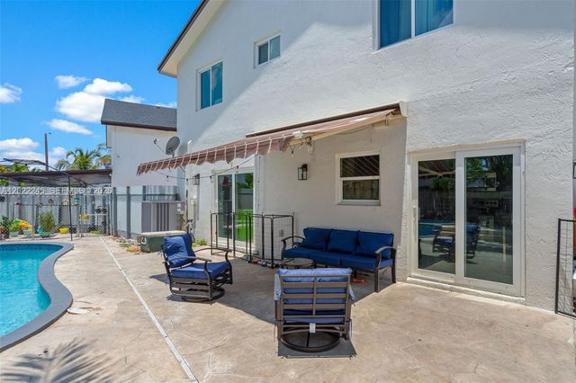 15530 SW 59th St, Miami, FL 33193