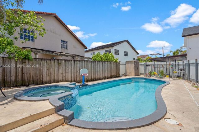 15530 SW 59th St, Miami, FL 33193