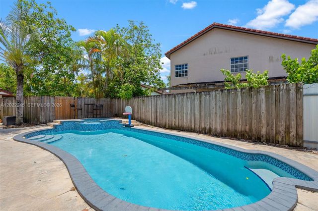 15530 SW 59th St, Miami, FL 33193