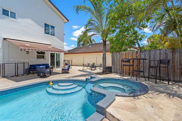 15530 SW 59th St, Miami, FL 33193