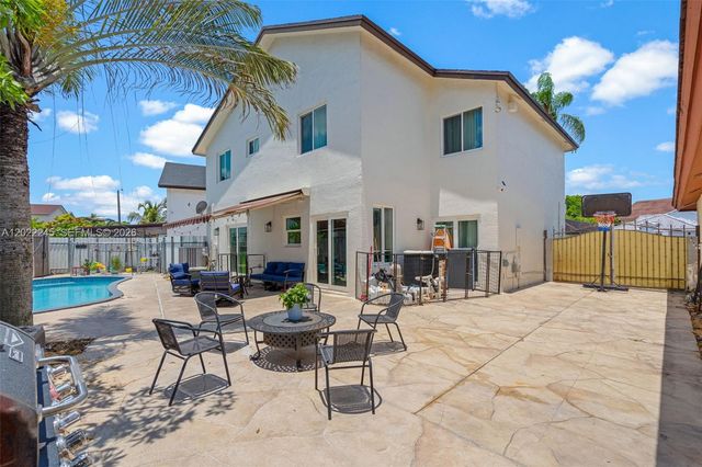 15530 SW 59th St, Miami, FL 33193