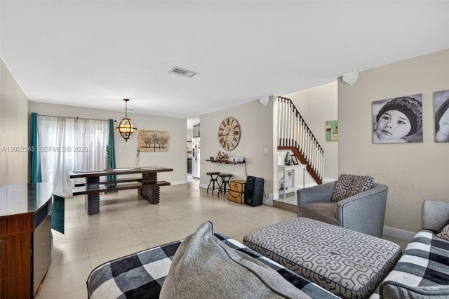15530 SW 59th St, Miami, FL 33193