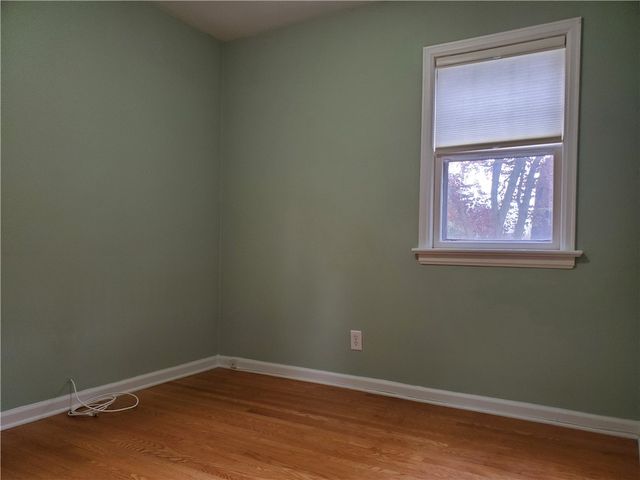 125 Sydenham Road, Irondequoit, NY 14609