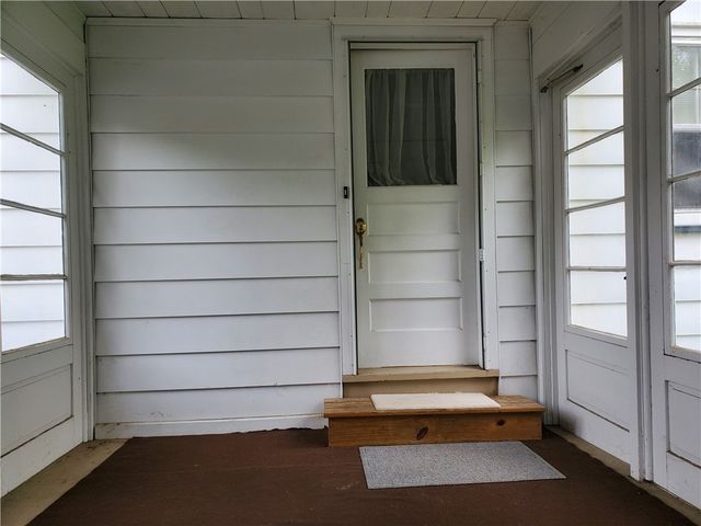 125 Sydenham Road, Irondequoit, NY 14609