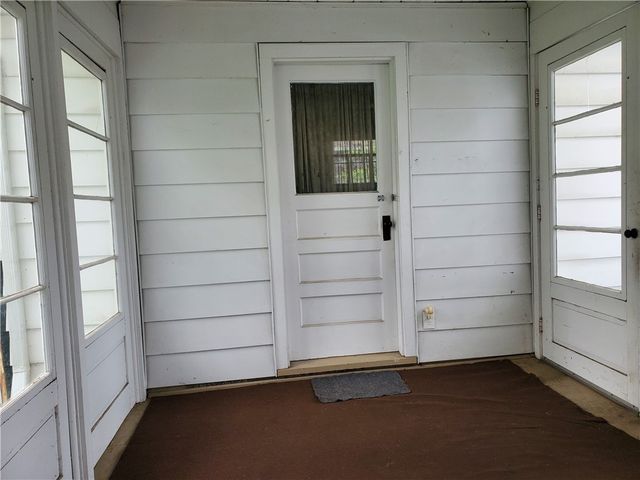 125 Sydenham Road, Irondequoit, NY 14609