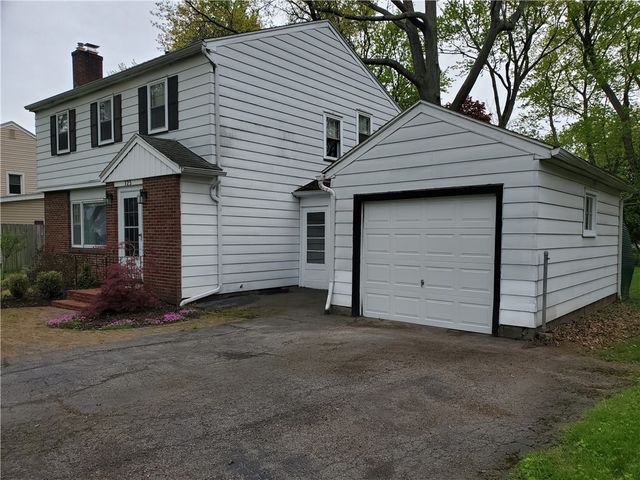 125 Sydenham Road, Irondequoit, NY 14609
