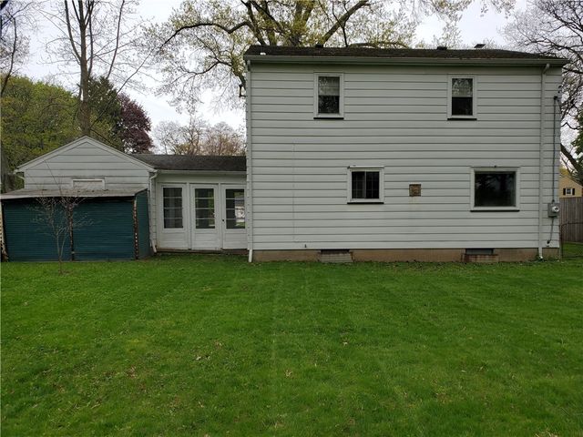 125 Sydenham Road, Irondequoit, NY 14609