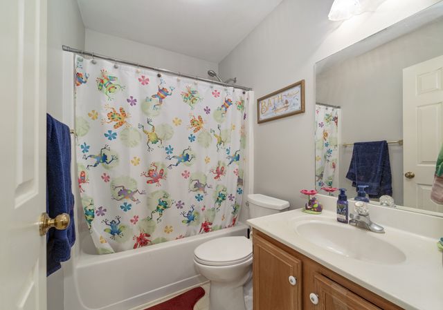 2214 River Rock Xing, Murfreesboro, TN 37128