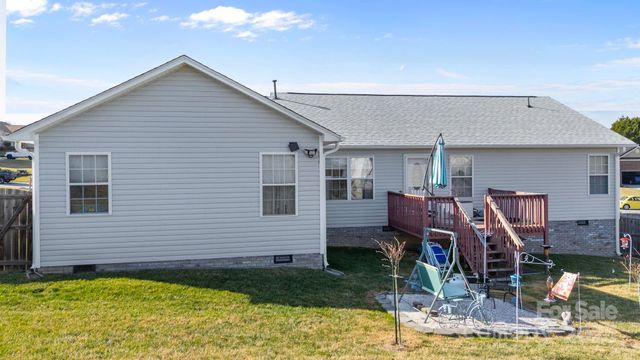 100 Lindsay Drive, Archdale, NC 27263