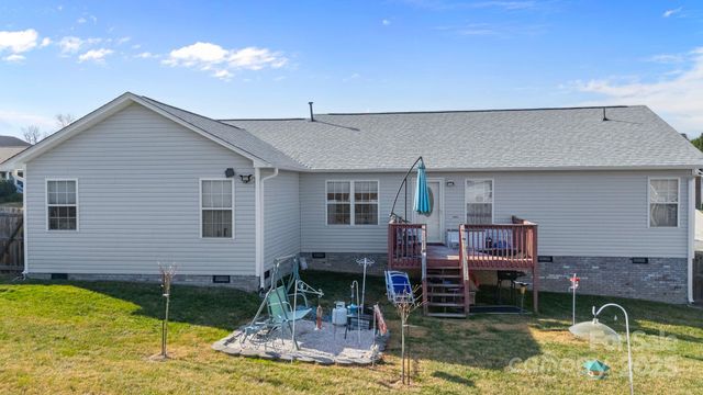 100 Lindsay Drive, Archdale, NC 27263