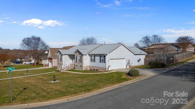 100 Lindsay Drive, Archdale, NC 27263