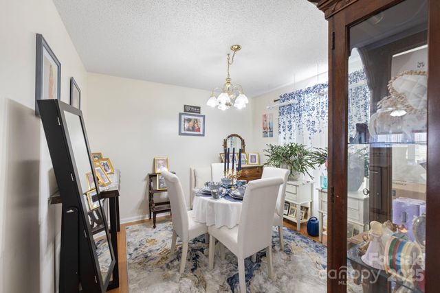 100 Lindsay Drive, Archdale, NC 27263