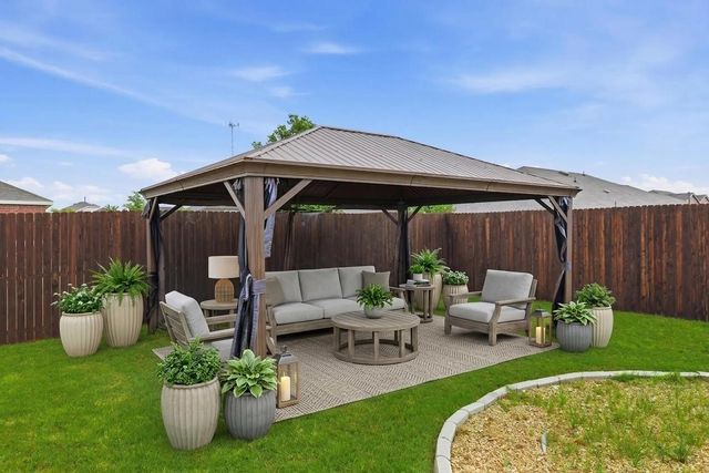 16036 Crews Avenue, Haslet, TX 76052