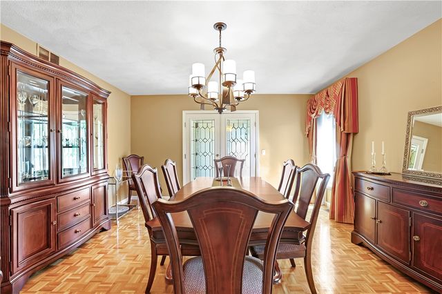 82 Mountain Laurel Drive, Cranston, RI 02920