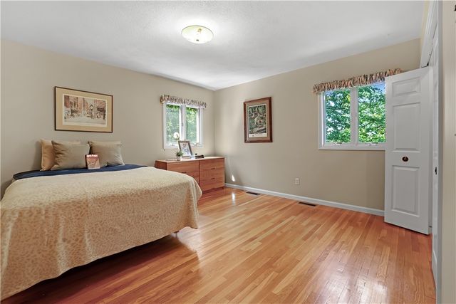 82 Mountain Laurel Drive, Cranston, RI 02920