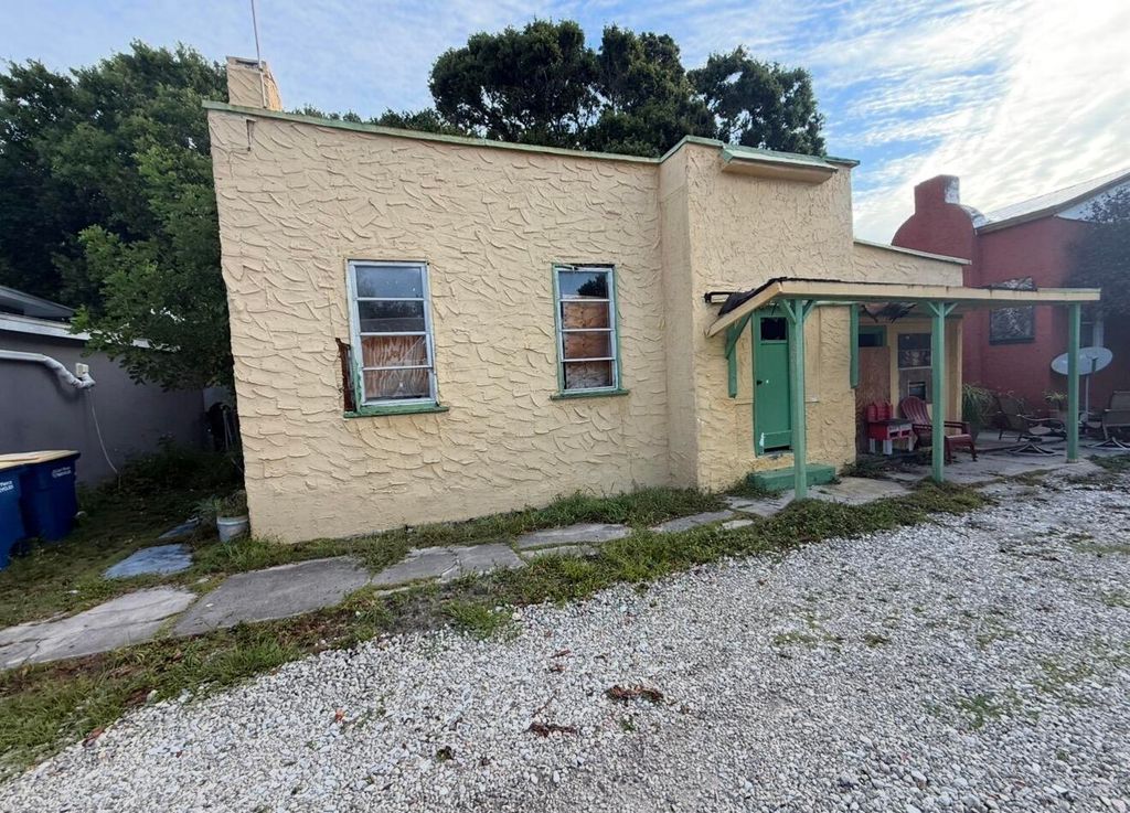 622 Texas Court, Fort Pierce, FL 34950